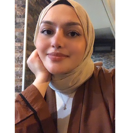 Ayşe Begüm Ö.