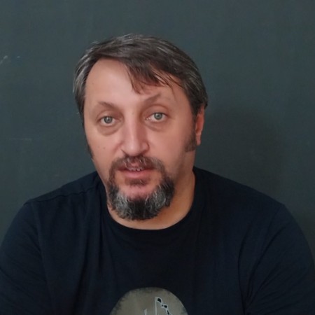 ogretmeni6a84t