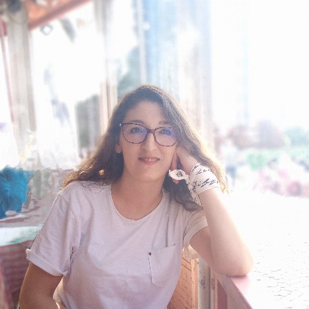 Melahat Ş.
