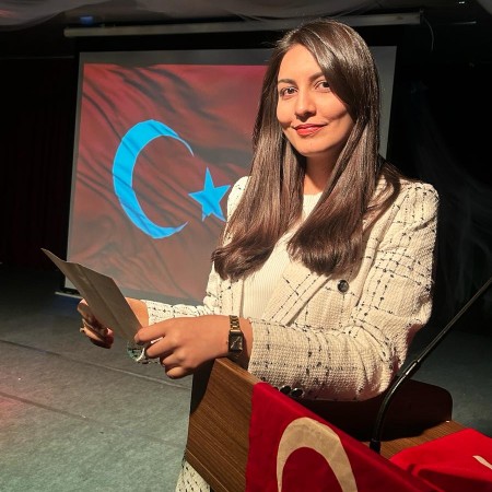 Zehra A.