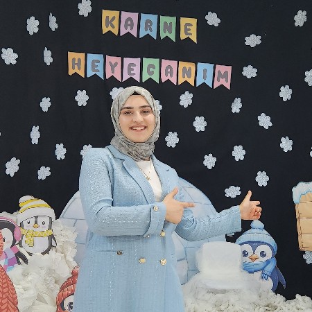 Azime Gül G.
