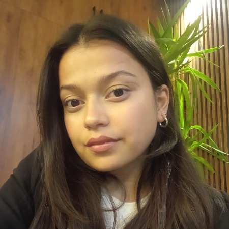Nazli E.