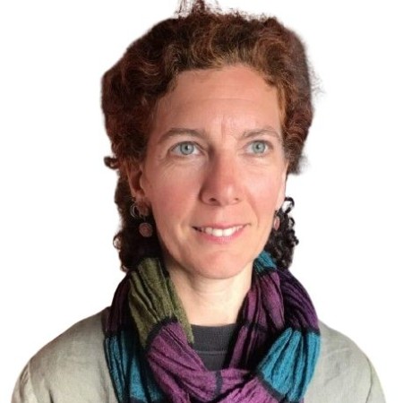 Dina P.