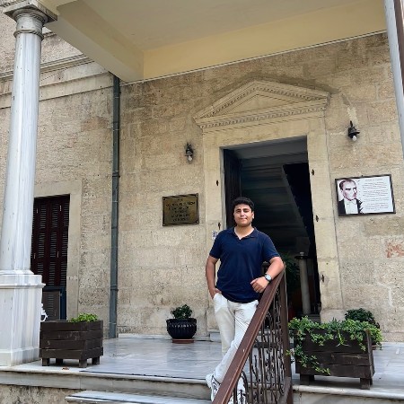 Enes D.