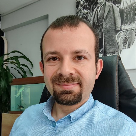 Ömer A.