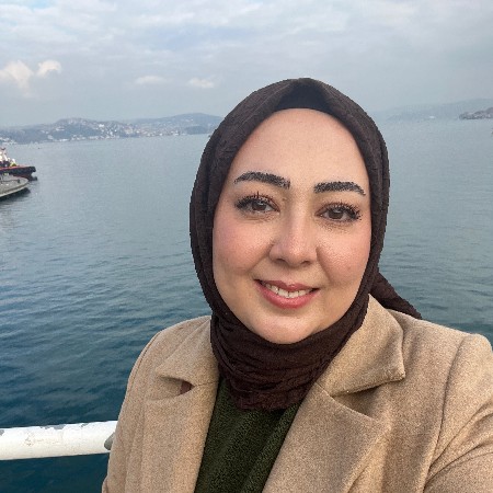 Ayşe S.