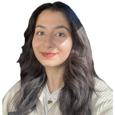 Özlem K.