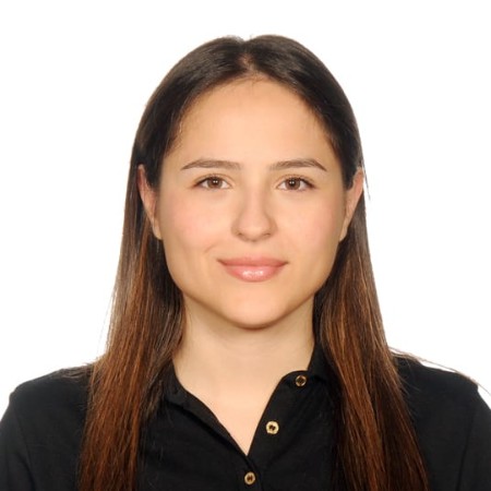 Zeynep Nihal K.