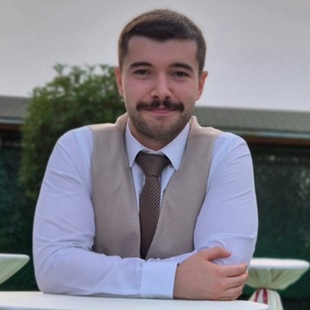 Oktay E.