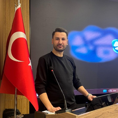 Muhammet Ç.