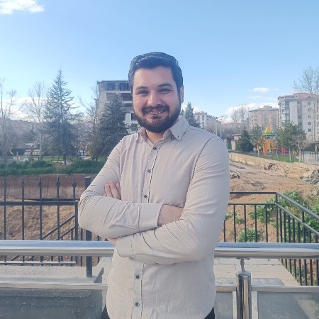 Ferhat Ç.