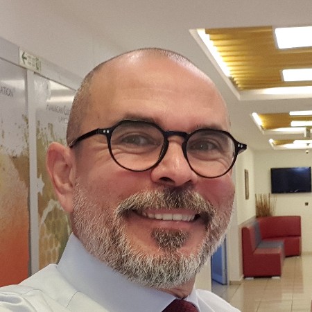 Murat Ü.