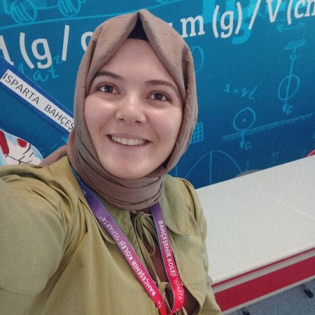 Emine K.