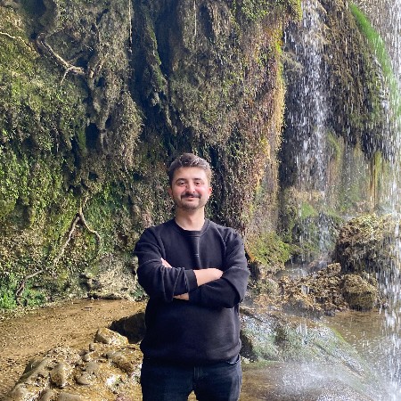 Umut G.