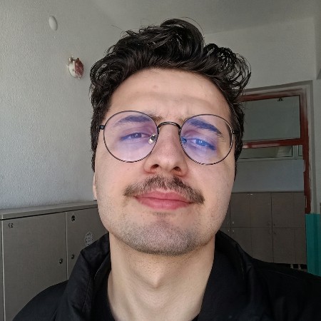 Abdullah Ü.