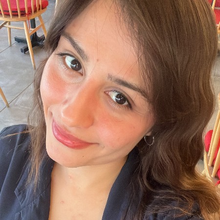 Sibel Ü.