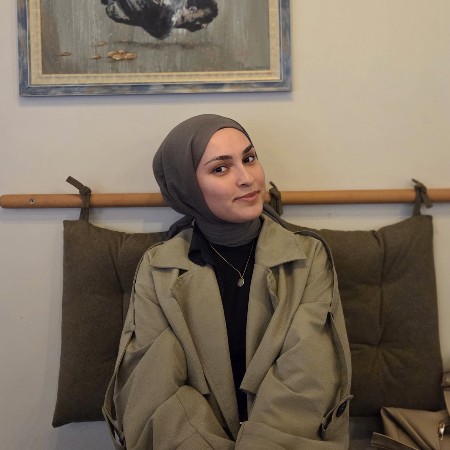 Emine Y.