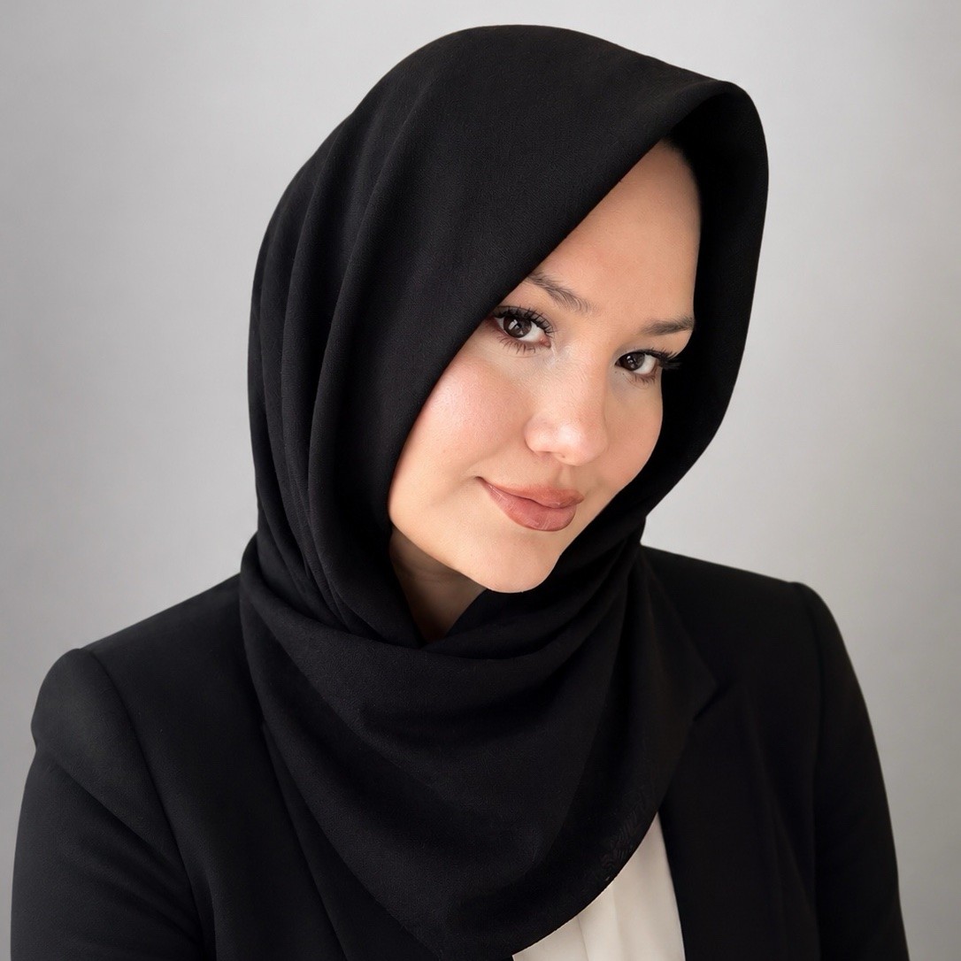 Aleyna Ö.