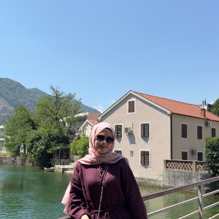 Saliha A.