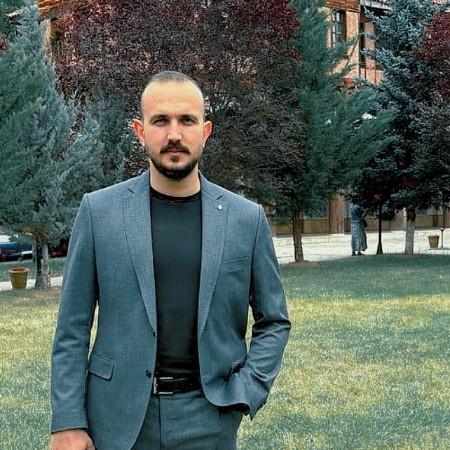 ogretmenninsce