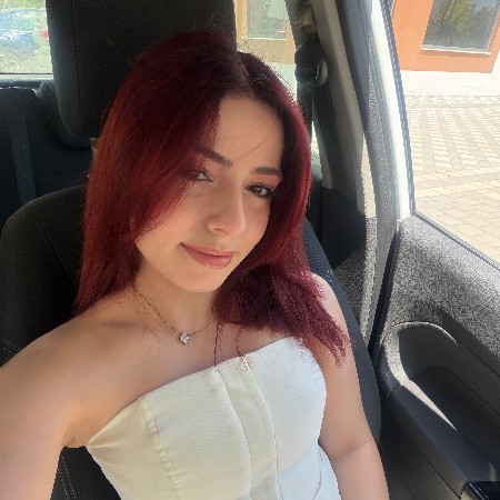 Sinem Y.