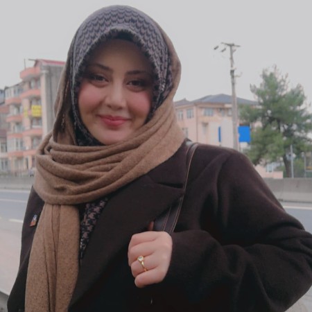 Zehra I.