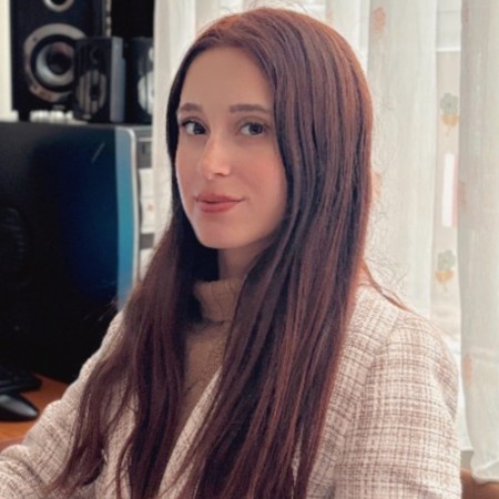 Nur Hayat T.