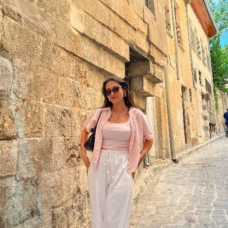 Sevgi Büşra B.