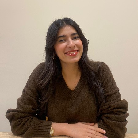 Esra Y.
