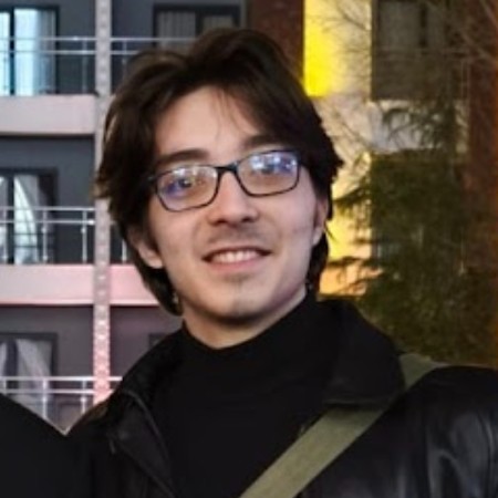 Esad Y.