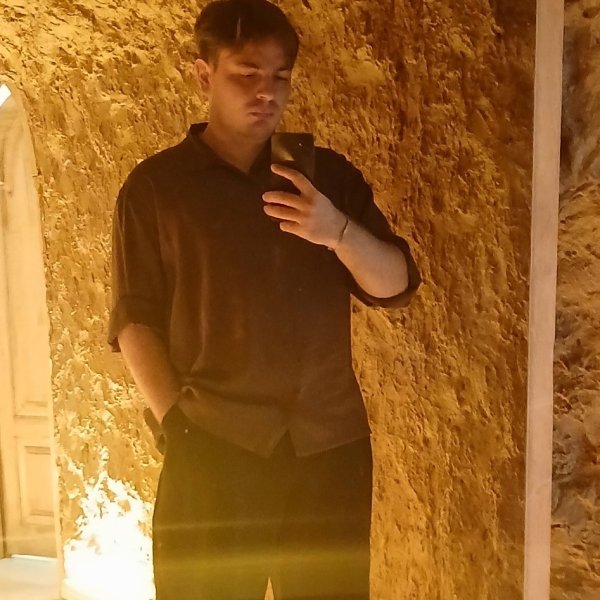 Ömer K.