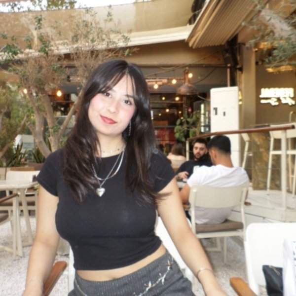 Gül Nida A.