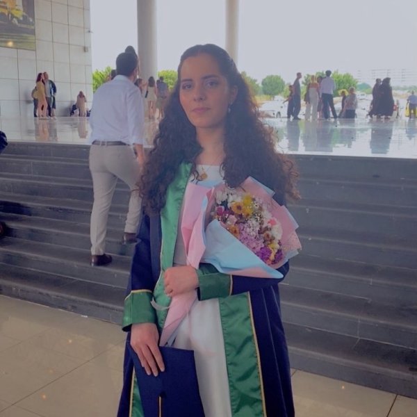 Meryem T.