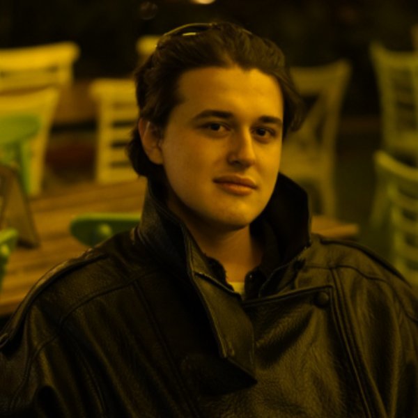 Emir E.