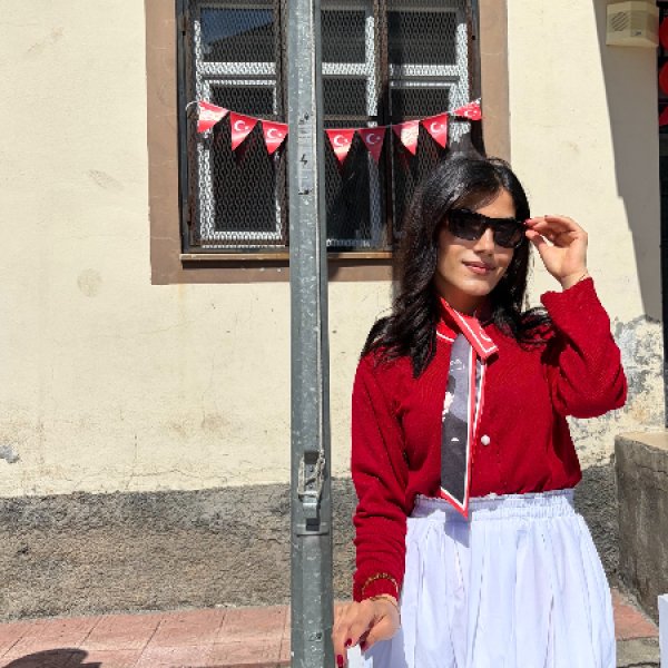 Zeynep K.