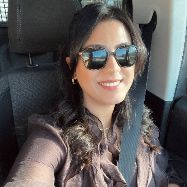 Esra Ç.