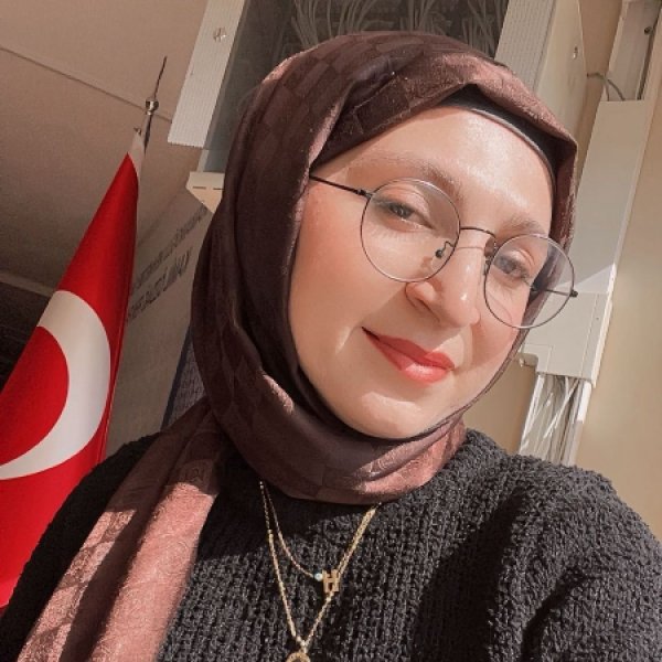 Hanife S.