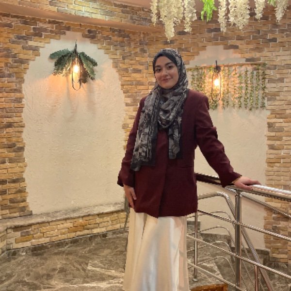Zehra Nur B.