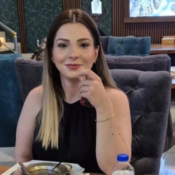 Büşra E.