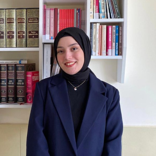 Aslı S.
