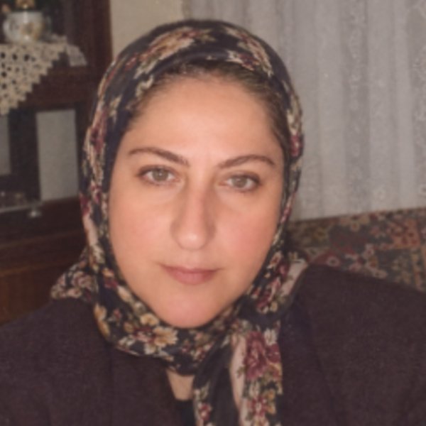 Özlem Ö.