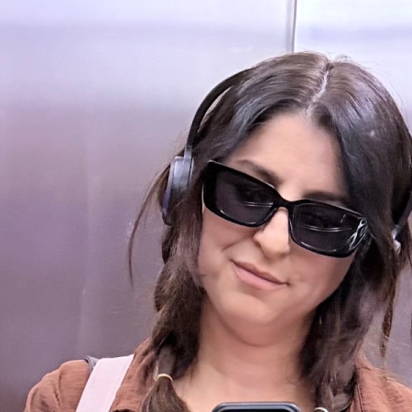 Elçin G.