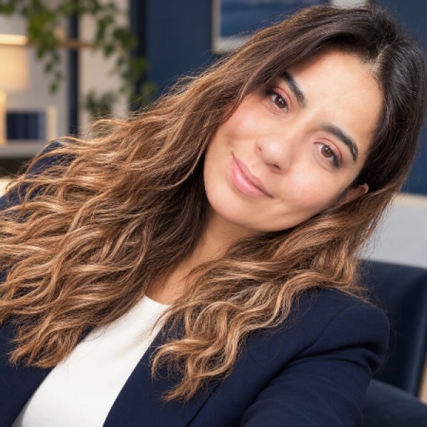 Songül Ş.